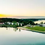 Maremueritz Yachthafen Hotell