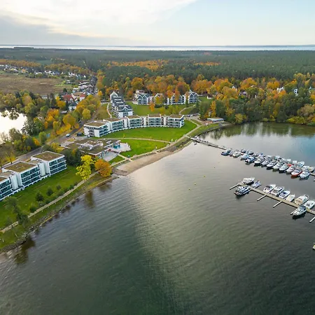 Maremueritz Yachthafen منتجع 2*