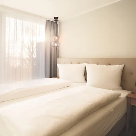 Maremueritz Yachthafen 2* فارين