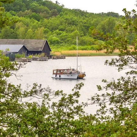 منتجع Maremueritz Yachthafen