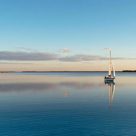 Maremueritz Yachthafen فارين