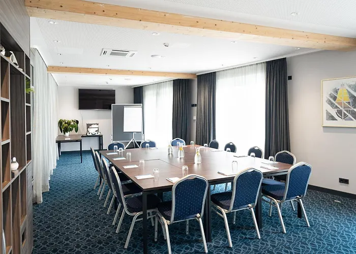 Maremueritz Yachthafen Resort 2*